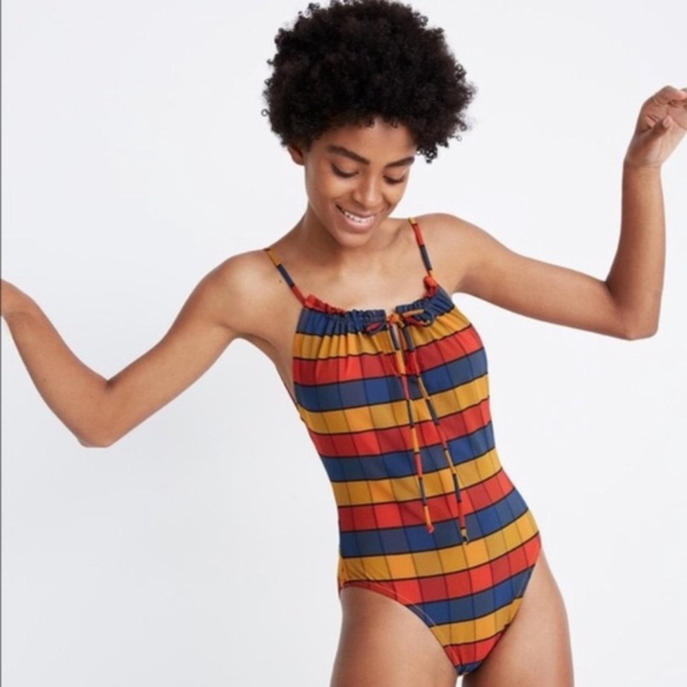 Madewell Second Wave Ruffled Drawstring One-Piece - Picture 8 of 16